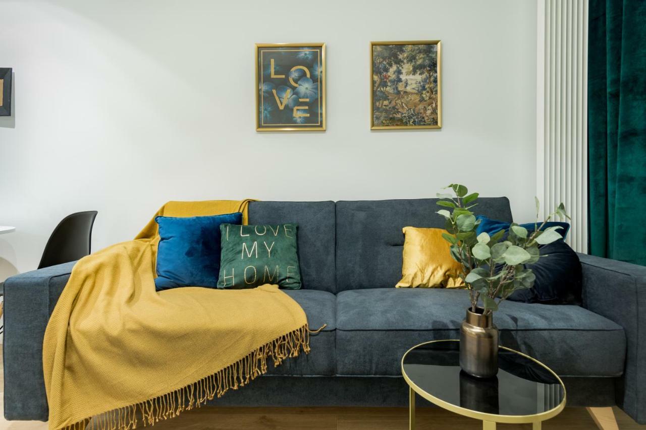 Mennica Residence Chic Apartment Warschau Buitenkant foto
